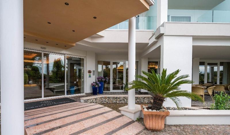 Hotel Giulietta Romeo Лацизе Екстериор снимка