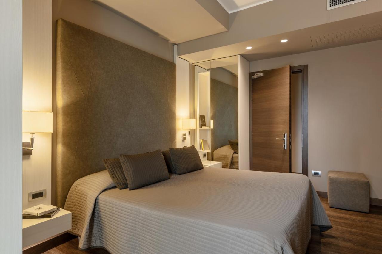 Hotel Giulietta Romeo Лацизе Екстериор снимка